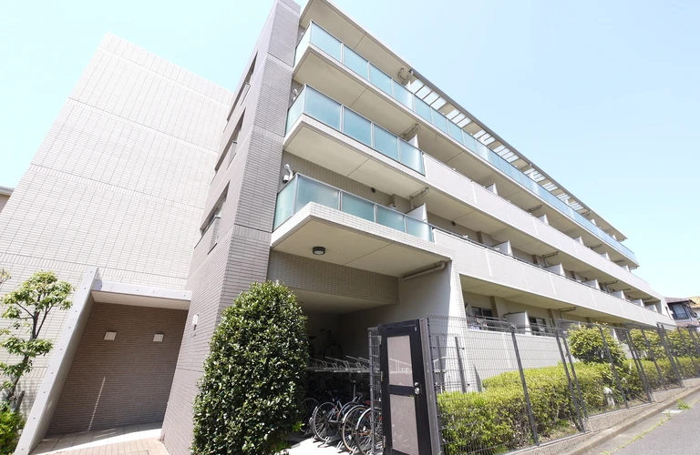 賃貸管理で家賃収入最大化。未来の不動産投資成功をサポート｜イーライフ株式会社