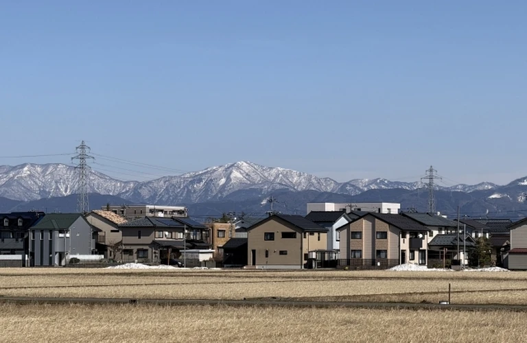 地方の実家をスムーズに売却するために知っておきたい落とし穴